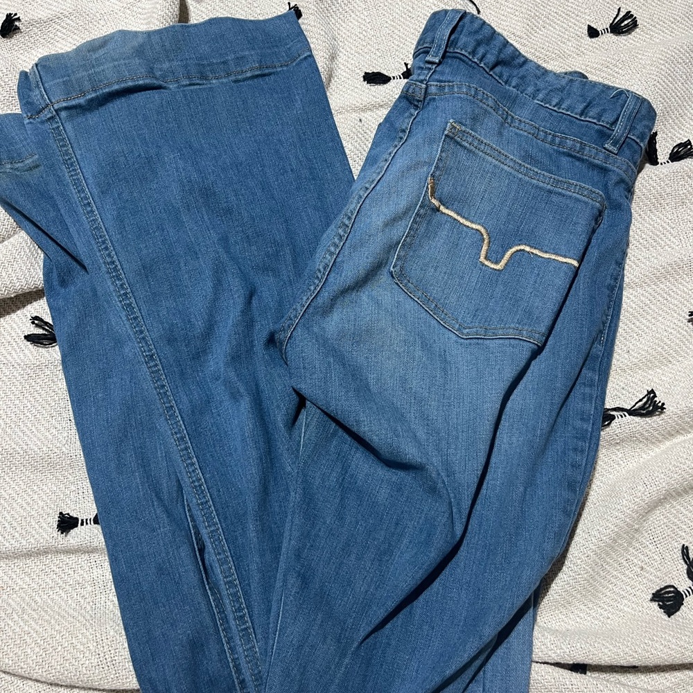 Lola Kimes jeans